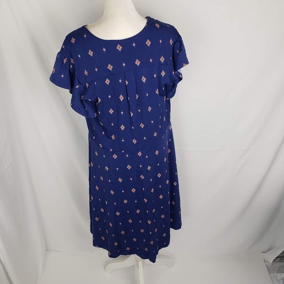 New Monteau Ruched Flutter Sleeve Shift Dress - Picture 5 of 7